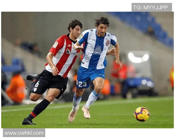 俄罗与西班牙足球直播对决精彩瞬间全程回顾与分析 俄罗与西班牙足球直播对决精彩瞬间全程回顾与分析