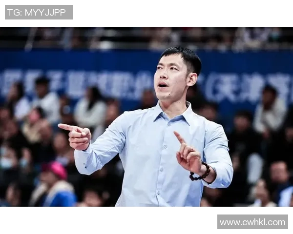 张庆鹏:从篮球场上的拼搏到人生舞台的精彩转型之路 张庆鹏:从篮球场上的拼搏到人生舞台的精彩转型之路